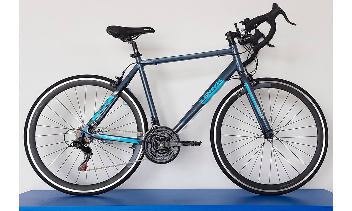 Фотография Велосипед Trinx Tempo 1.0 28" размер S 2021 серо-синий 